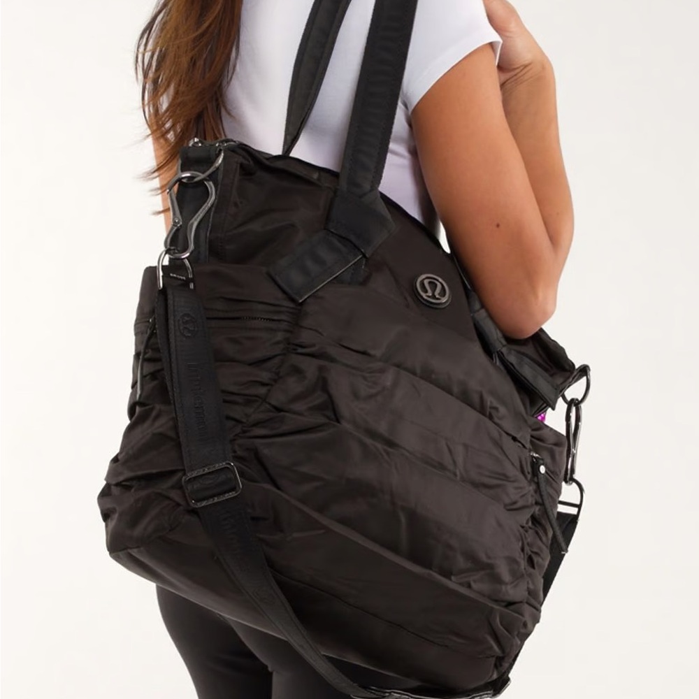 Lululemon athletica bag